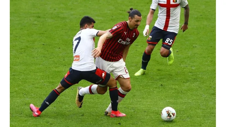 Zlatan Ibrahimovic aún espera para volver a las canchas.