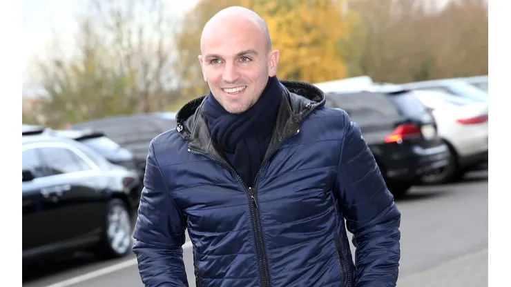 Esteban Cambiasso se retiró del fútbol en 2017 y actualmente reside en Milán, donde cumplió la mayor parte de su carrera