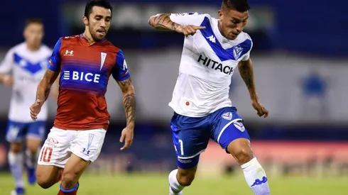 La UC buscará mantener su ventaja frente a Vélez y clasificar a las semifinales de la Copa Sudamericana.