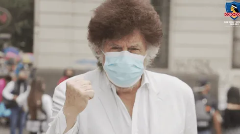 Adriano Castillo, el Compadre Moncho, encabezó la arenga de los hinchas realizada por el Club Social y Deportivo Colo Colo.