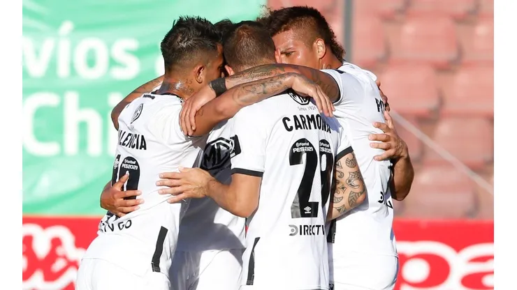 Colo Colo venció a Unión Española y logra algo de oxígeno.