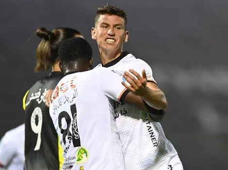 Gol de Lichnovsky en Arabia Saudita casi termina en pelea