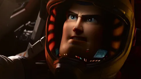 "Buzz Lightyear" en su versión humana para la nueva película de Pixar.