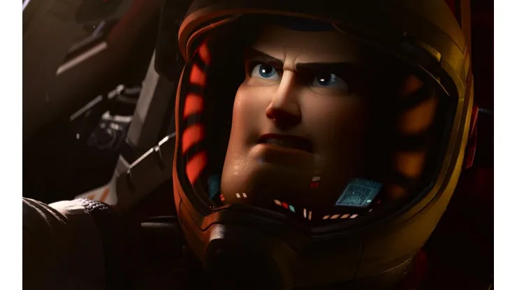 "Buzz Lightyear" en su versión humana para la nueva película de Pixar.