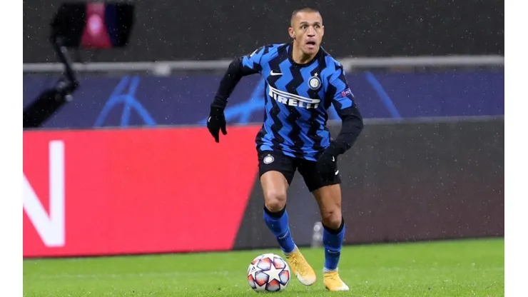Alexis Sánchez aparece entre los probables titulares del Inter contra Cagliari.