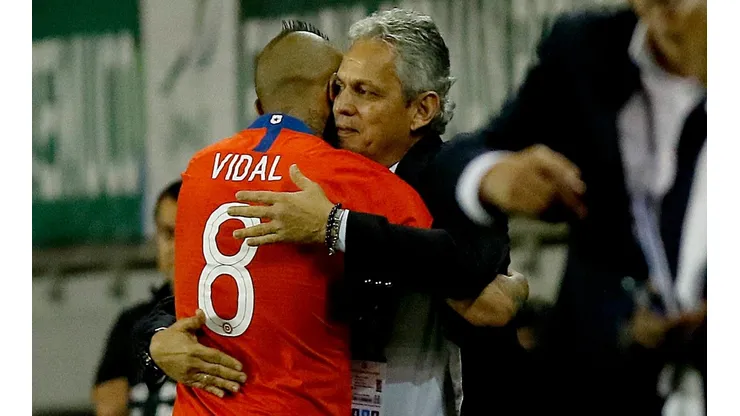 Reinaldo Rueda ha convertido a Arturo Vidal en uno de los líderes de su ciclo al mando de la selección chilena