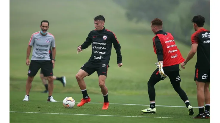 La Roja ya entrena en Brasil