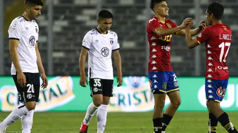 Un Colo Colo colista visita a la Unión Española por la 23° fecha.