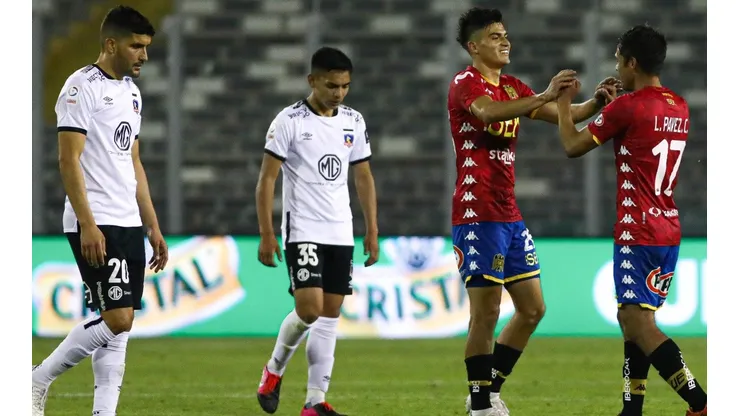 Un Colo Colo colista visita a la Unión Española por la 23° fecha.