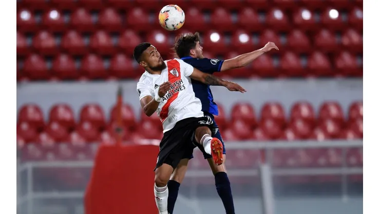 Paulo Diaz no dejó pasar una y fue figura en River