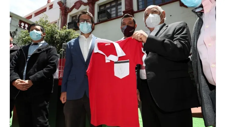 La muestra “65 Años de Historia” estará disponible del 9 de diciembre hasta el 9 de enero en patio interior de la Municipalidad de La Serena.
