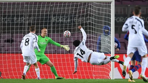 McKennie anotó un golazo ante el Barcelona