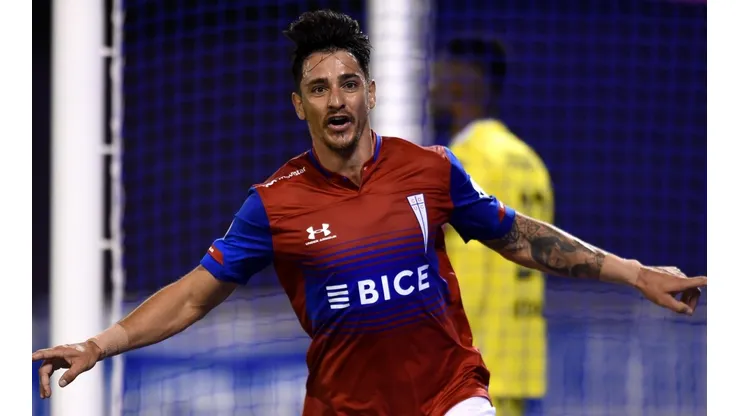 El Toro le dio el triunfo momentáneo a la UC en el José Amalfitani.