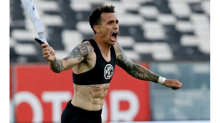 Pablo Mouche vuelve a la titularidad en Colo Colo