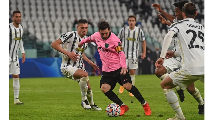 Messi comandará nuevamente a un equipo blaugrana en crisis en España.