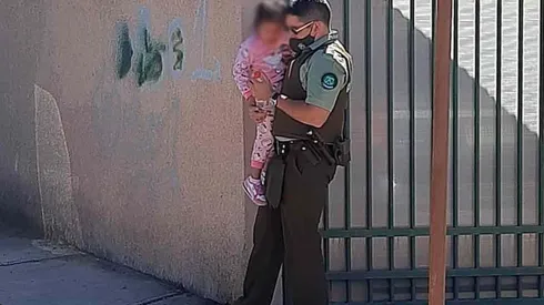 Padre dejó a su hija encerrada en el auto a pleno sol para ver el partido de Cobreloa contra Ñublense.