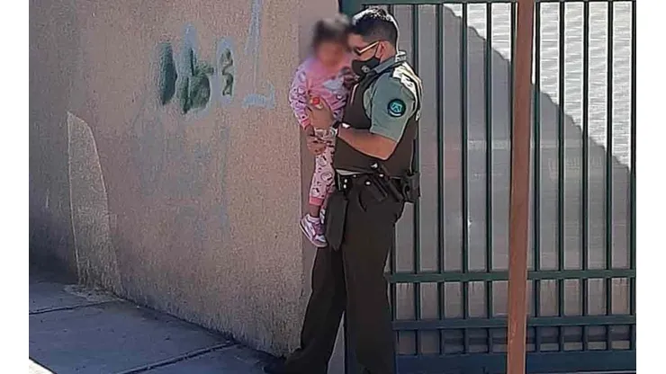 Padre dejó a su hija encerrada en el auto a pleno sol para ver el partido de Cobreloa contra Ñublense.