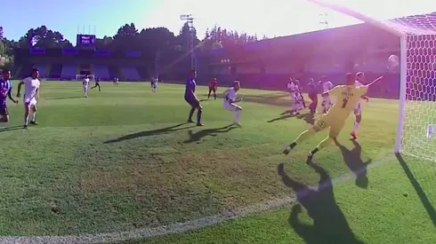 Sepúlveda dejó sin opciones a Cortés