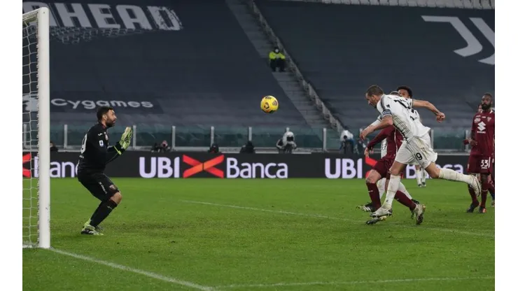 El equipo de Pirlo sigue sumando triunfos en Italia.