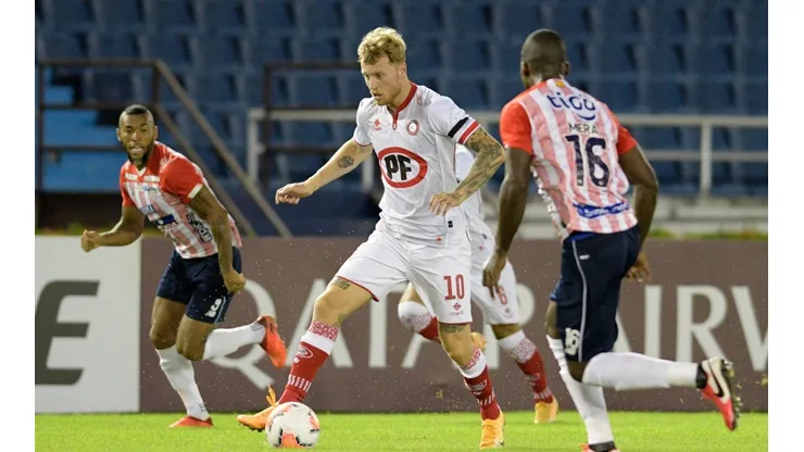 Unión La Calera busca el resultado para clasificar a los cuartos de final de la Copa Sudamericana ante Junior de Barranquilla.