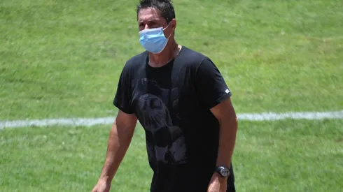 Héctor Almandoz dejó de ser el técnico de Deportes Antofagasta.