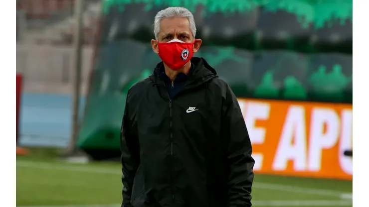 Reinaldo Rueda podría estar viviendo sus últimos días como DT de Chile