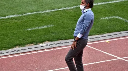 Ponce se negó a hablar del Cacique en conferencia de prensa.