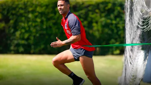 Valdivia se prepara para ir en ayuda de Colo Colo