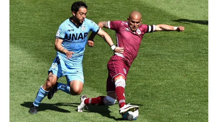 Humberto Suazo otra vez fue clave