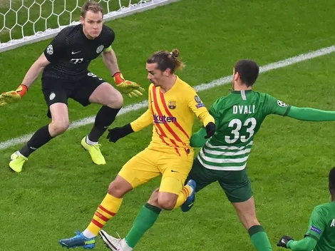 ¡Para aplaudir de pie! recontragolazo de taco de Antoine Griezmann