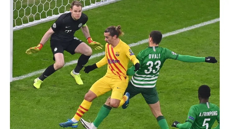 Antoine Griezmann ejecuta su obra de arte