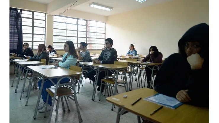 Este año se dividirá en dos grupos la rendición de la Prueba de Transición.