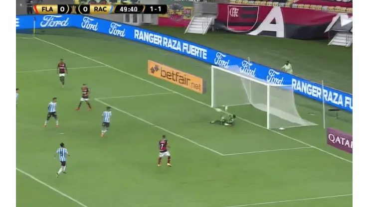 Tapadones de Arias en el Flamengo-Racing por Copa Libertadores.