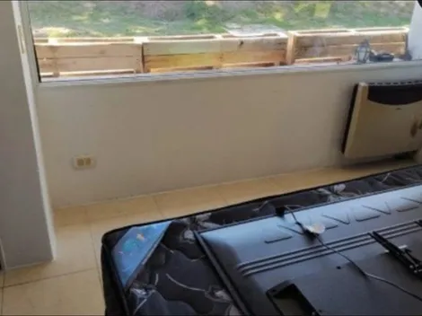 Imágenes de la modesta habitación donde murió Maradona