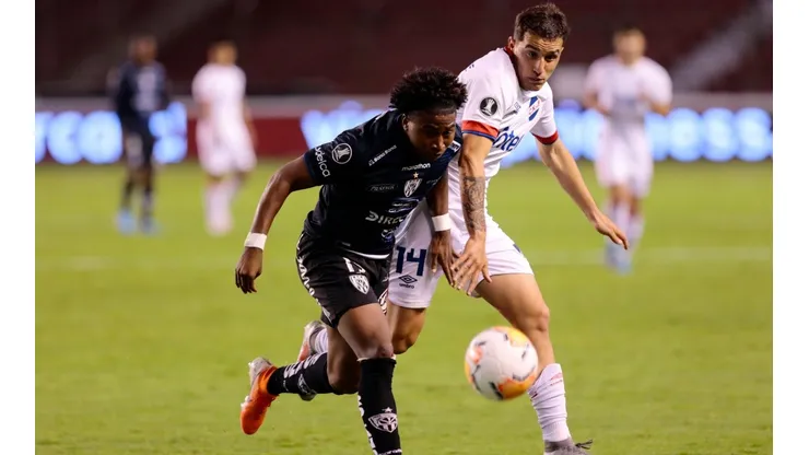 En la ida, ecuatorianos y uruguayos igualaron sin goles.