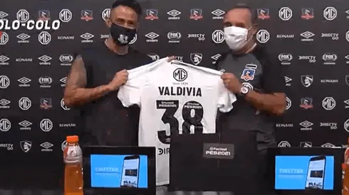 Jorge Valdivia nunca utilizó un número tan elevado en su carrera como profesional, pero las circunstancias lo obligaron a abandonar la 10