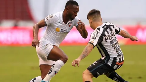 Soteldo anotó el primer gol de Santos en Quito.