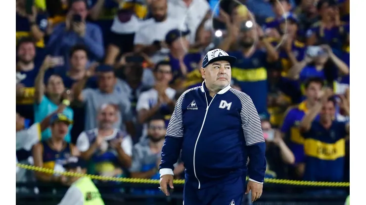 Luque habría descuidado el post operatorio de Maradona tras intervenirlo por un hematoma sudbural.