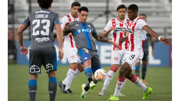 La UC derrotó a River Plate en Uruguay por la ida de la Copa Sudamericana.