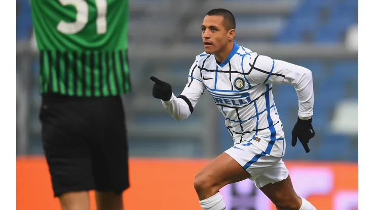 Alexis marcó el primero para el Inter