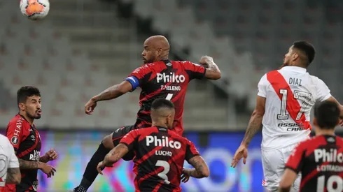 El momento del gol de Paulo Díaz en la ida.