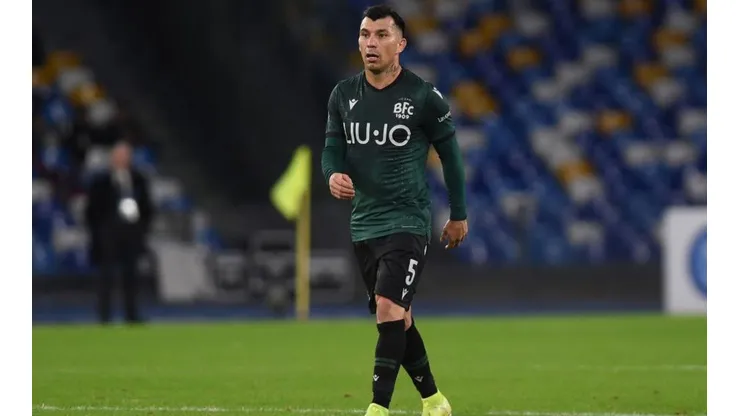 El Bologna de Gary Medel se enfrenta a un complicado Crotone por la Serie A.