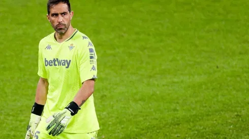 Claudio Bravo se perderá el encuentro frente al Eibar.
