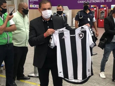 ¡De locos! El Pelado Díaz dura tres semanas como DT de Botafogo