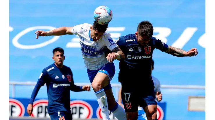En la primera rueda, Universidad Católica se quedó con el triunfo ante Universidad de Chile en el Clásico Universitario.