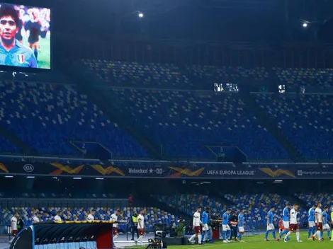 Napoli vuelve a casa con Maradona en todos lados