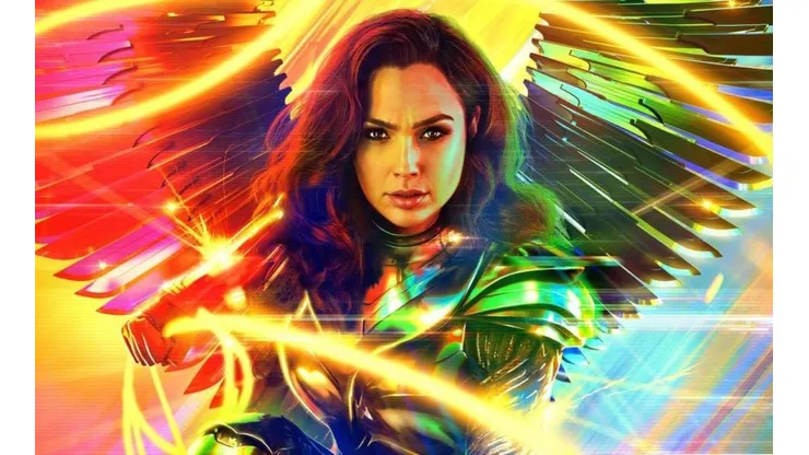 "Wonder Woman 1984" se postergó en múltiples ocasiones, hasta que finalmente Warner Bros. decidió estrenarla en streaming y en los cines que estuviesen abiertos.