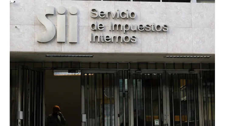 El impuesto al retiro del 10% es uno de los principales temas en conflicto.