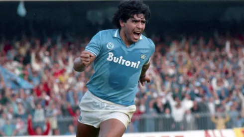 El Napoli homenajea a Maradona