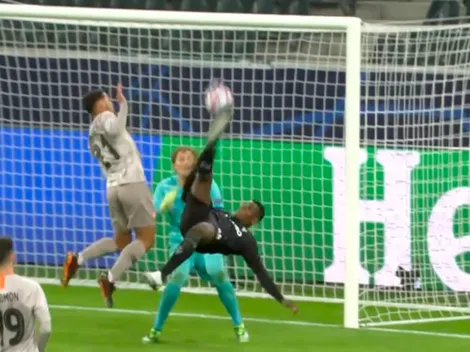 Video: ¡Tremenda! La espectacular chilena del Gladbach